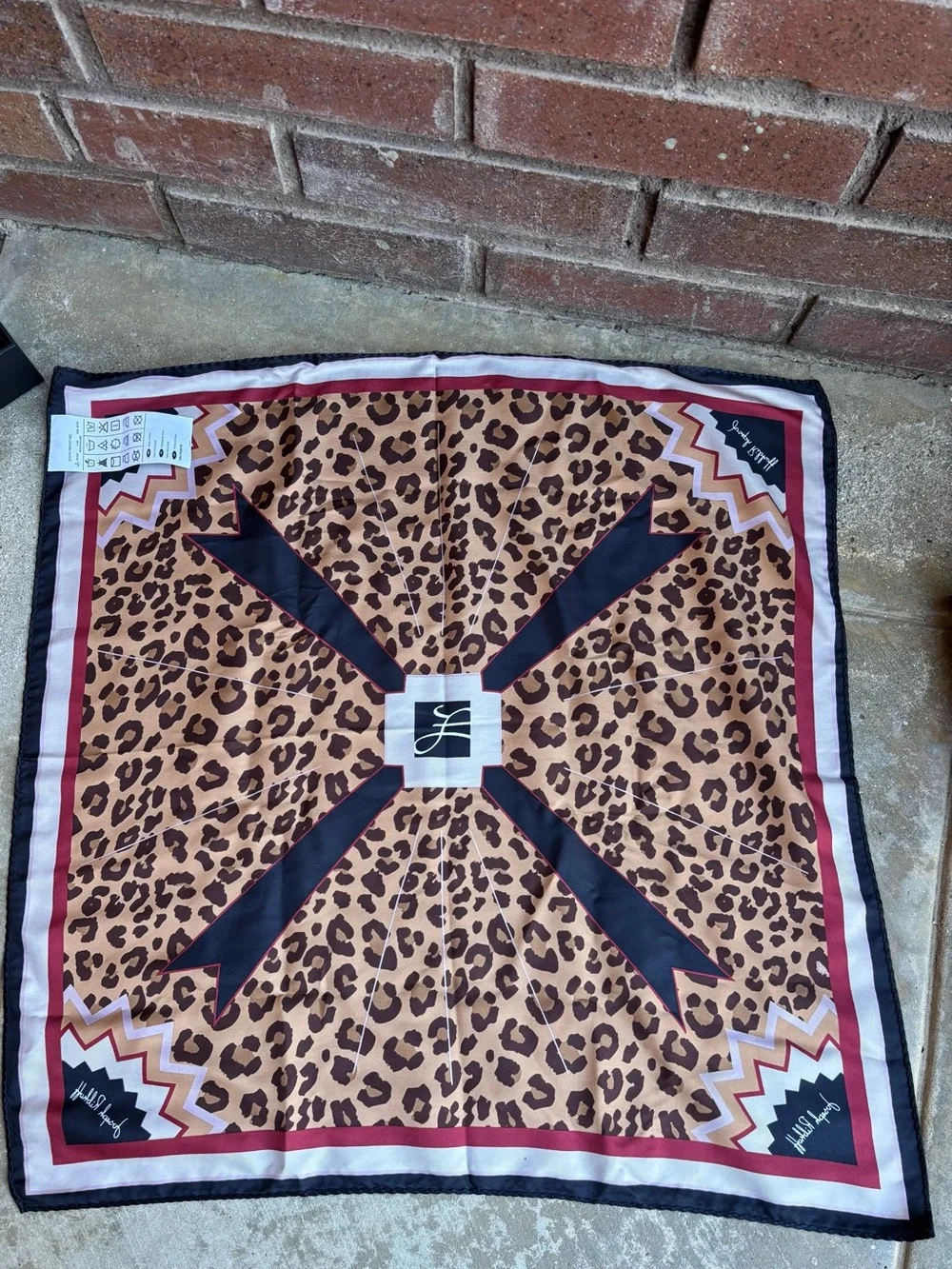 Joseph Ribkoff Leopard Print & Geometric Polyester Scarf with Gold Keychain
